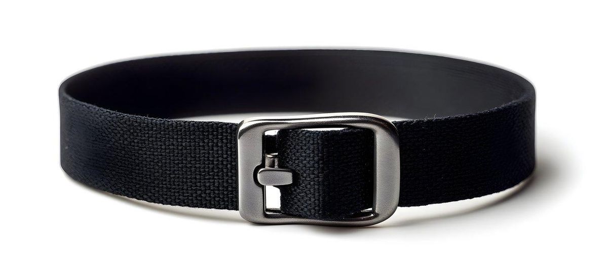 Ceinture élastique noire : un allié chic pour allier confort et féminisation optimisée.