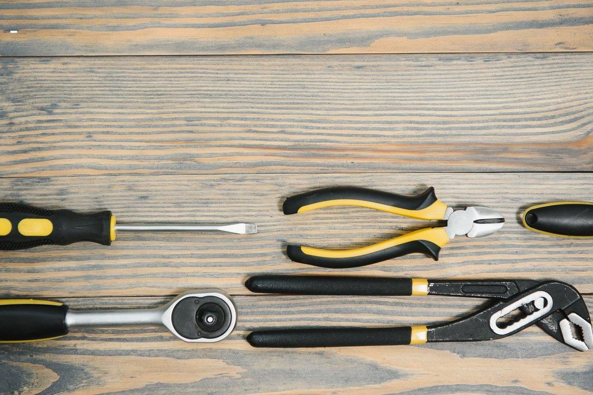 Outils de teasing essentiels pour créer du suspense et captiver votre audience efficacement.