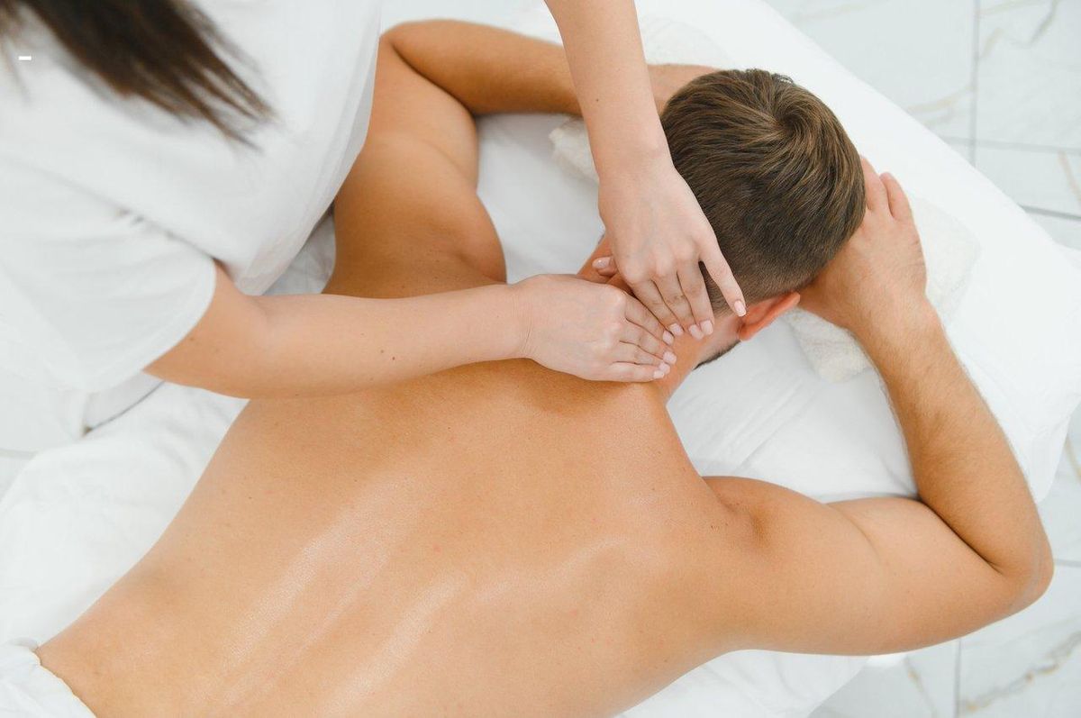 Relaxation essentielle avant de découvrir les bienfaits du massage prostatique.