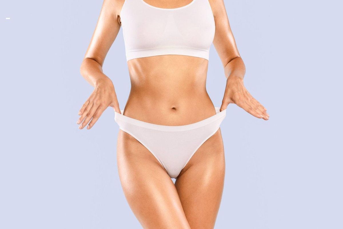 Sous-vêtements invisibles: parfaits pour sublimer votre silhouette en robe moulante.